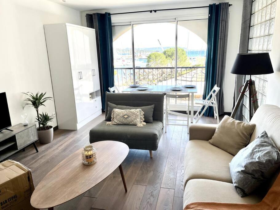 פורטו-וישיו Appartement Sur Le Port Residence Marina Palmu מראה חיצוני תמונה